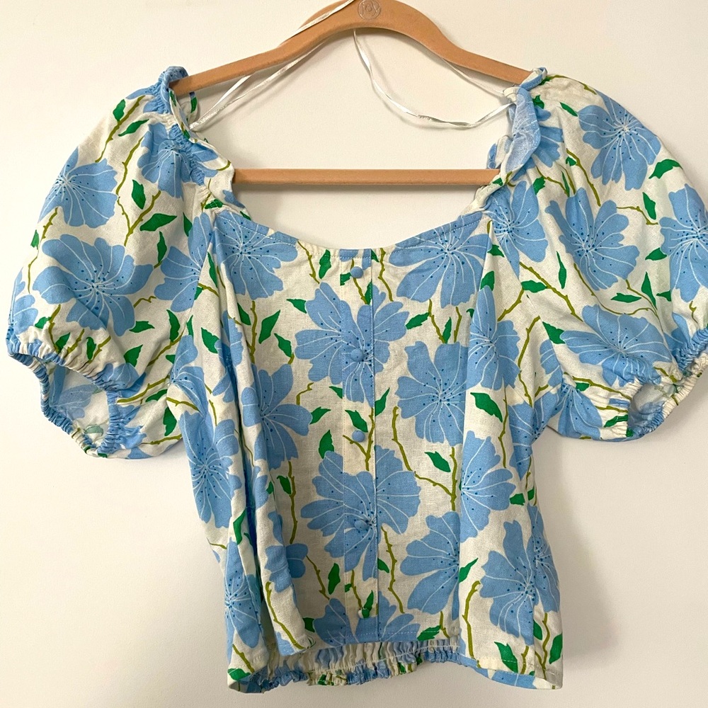 Blue floral peasant top